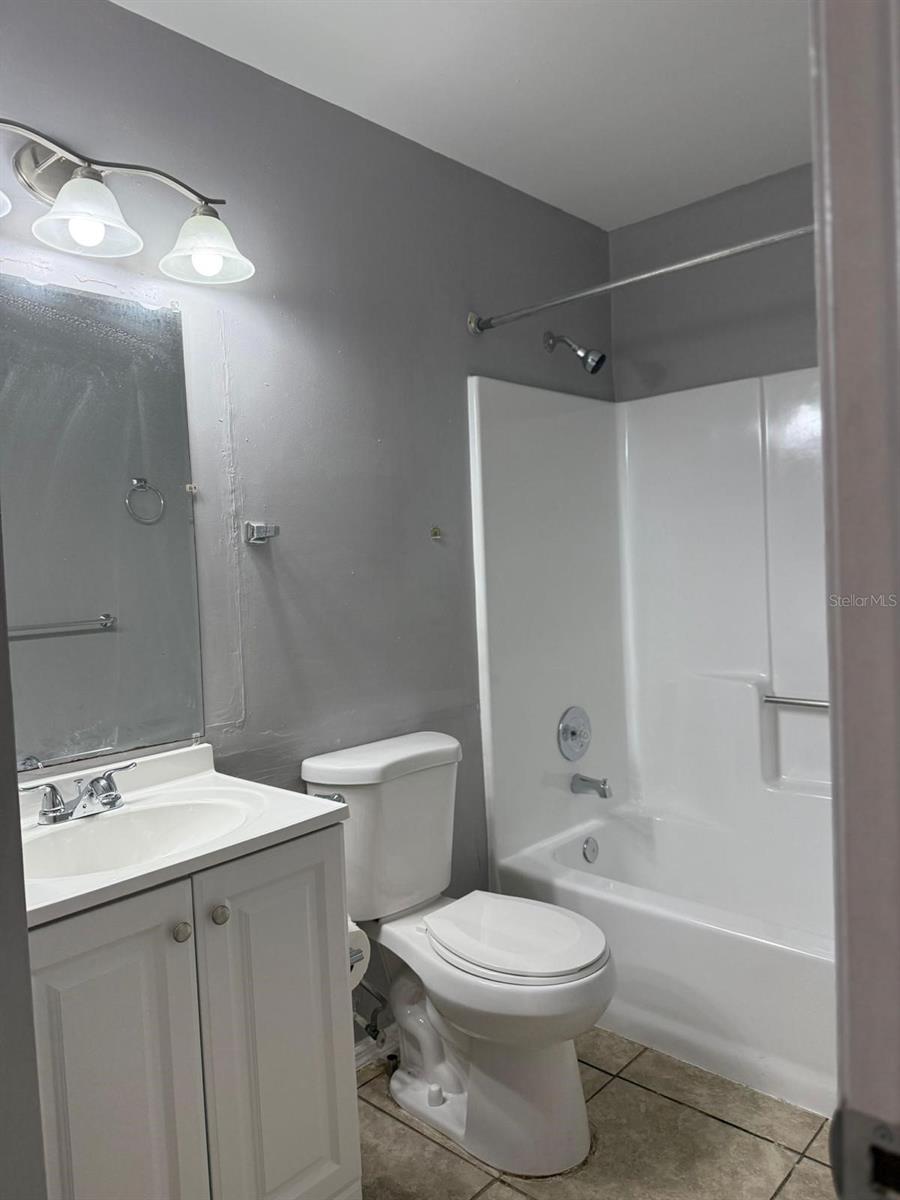 Image 8 of 16 For 947 25th Street