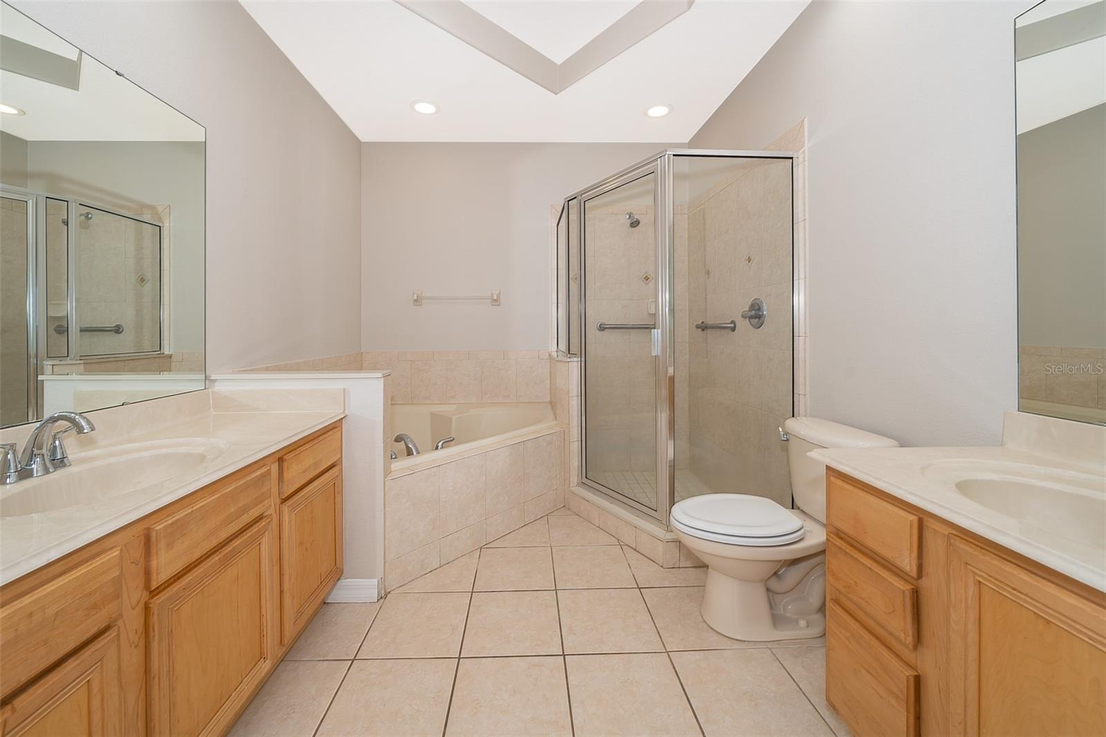 Image 16 of 27 For 2185 Chatham Place Drive