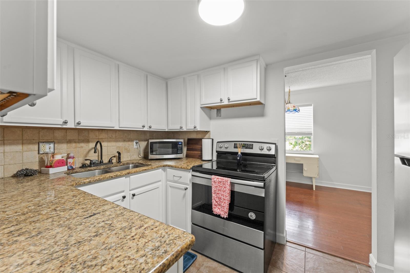 Image 12 of 27 For 225 Lewfield Circle 225