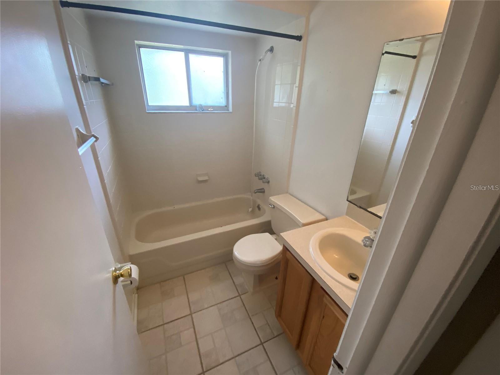 Image 6 of 10 For 930 Bryan Court