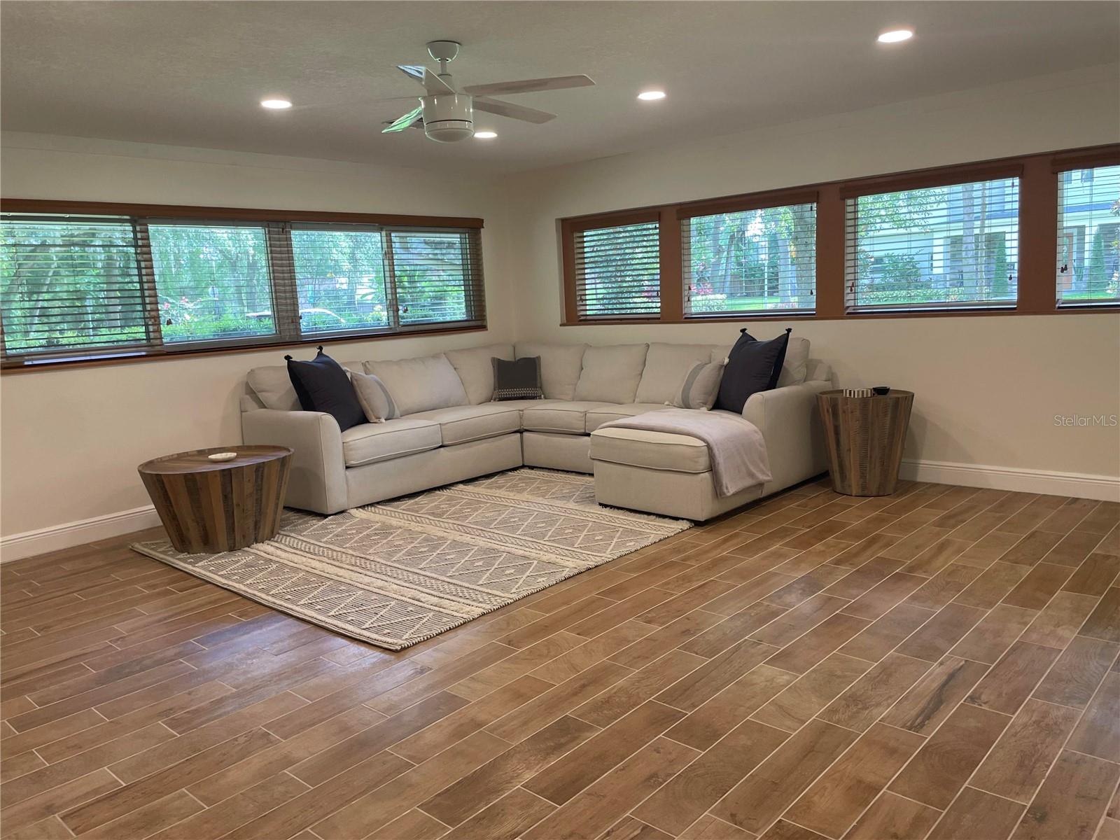 Image 5 of 15 For 955 Gamewell Avenue