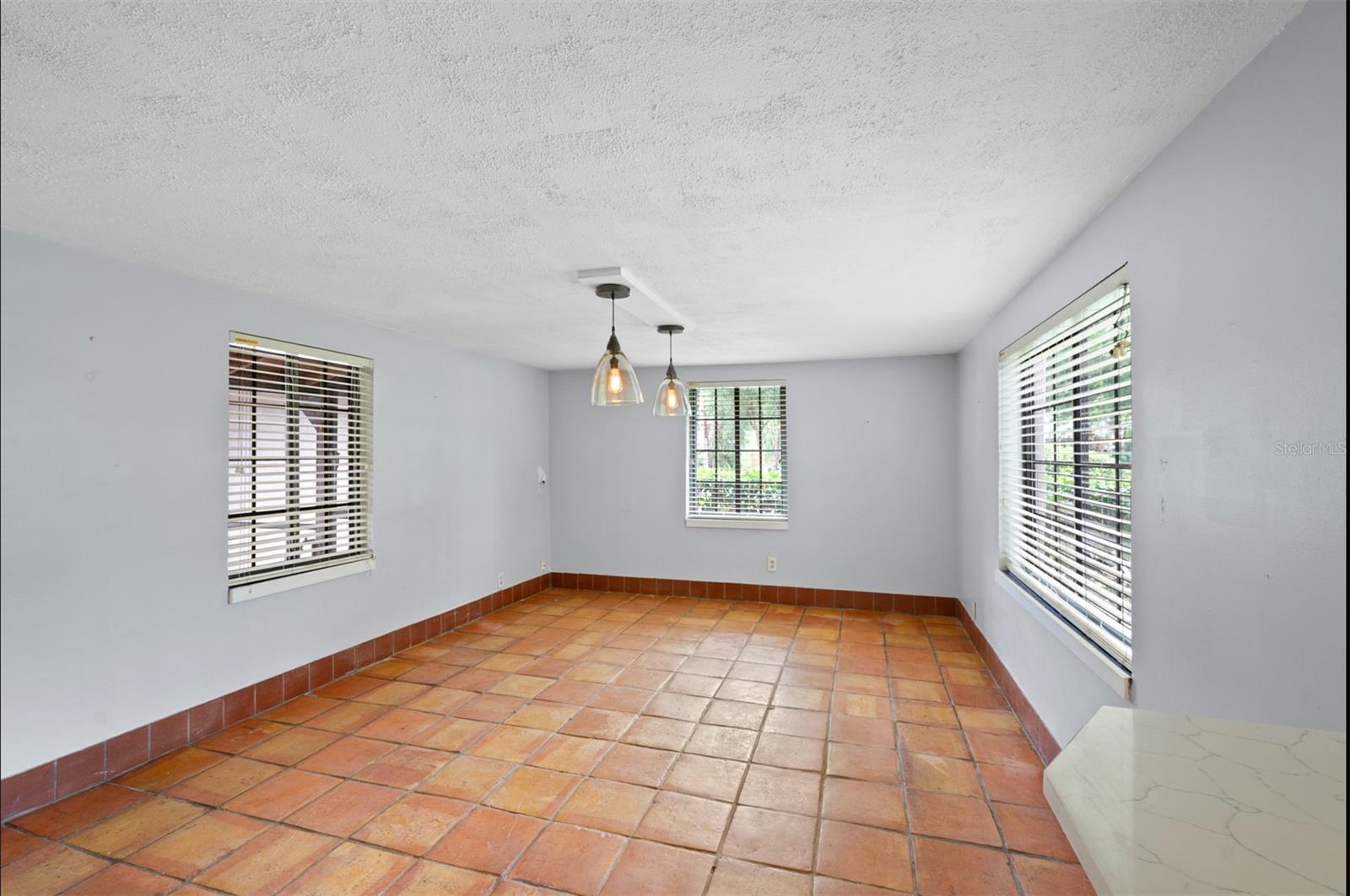 Image 10 of 76 For 4420 Conway Gardens Road