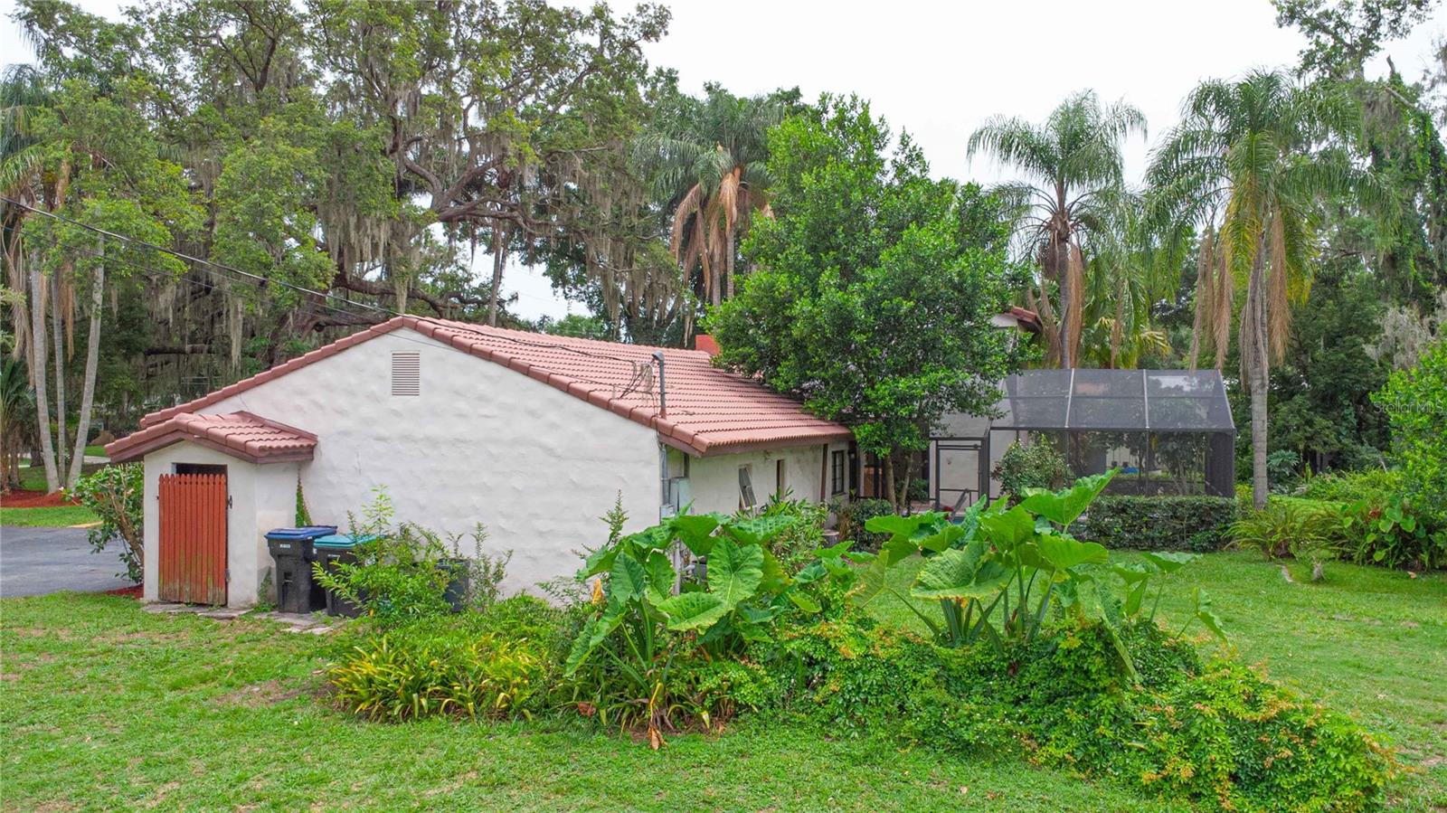 Image 3 of 76 For 4420 Conway Gardens Road