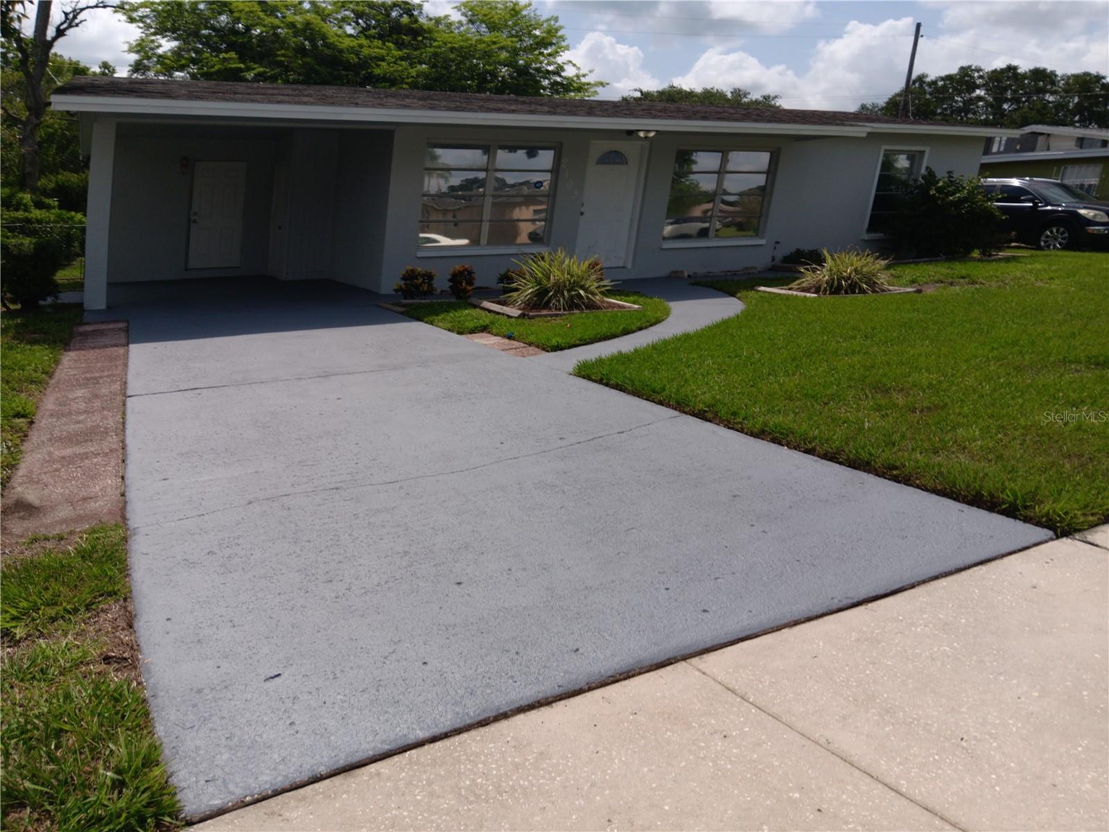 Image 2 of 13 For 2103 Mantilla Avenue