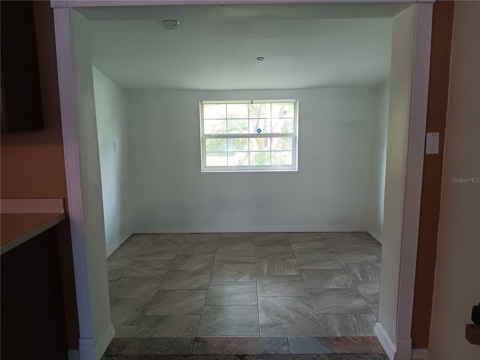 Image 3 of 13 For 2103 Mantilla Avenue
