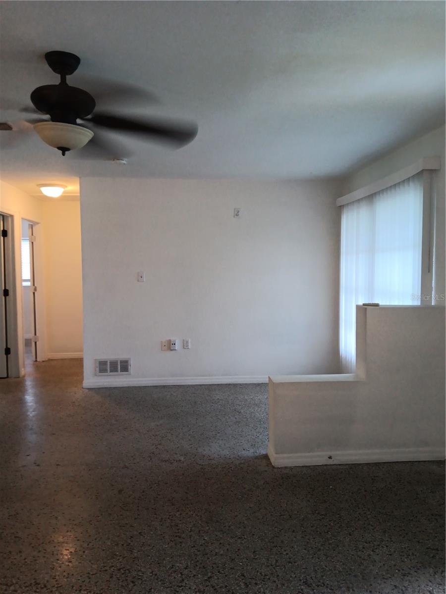 Image 9 of 13 For 2103 Mantilla Avenue