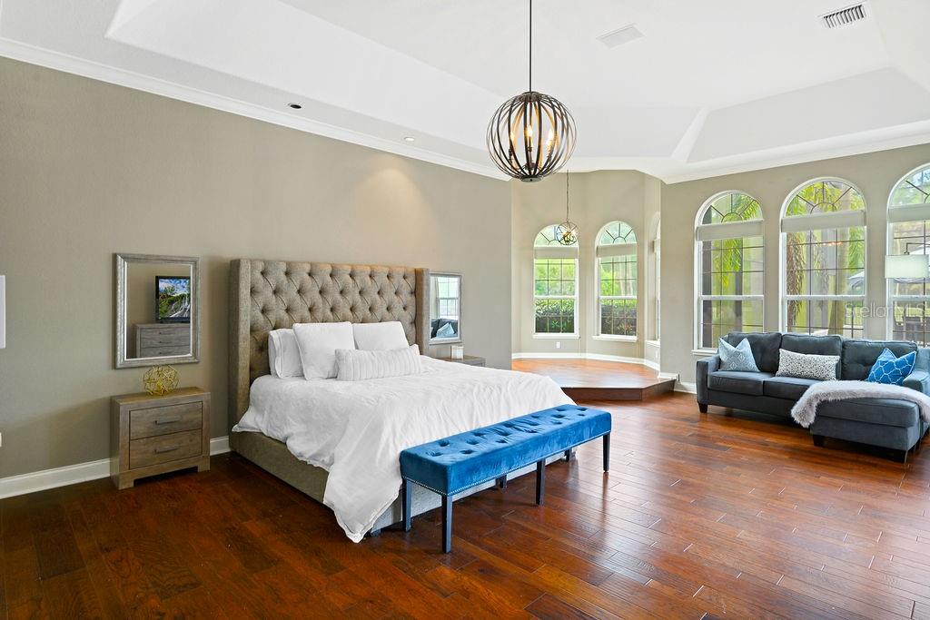 Listing photo id 15 for 2357 Alaqua Drive