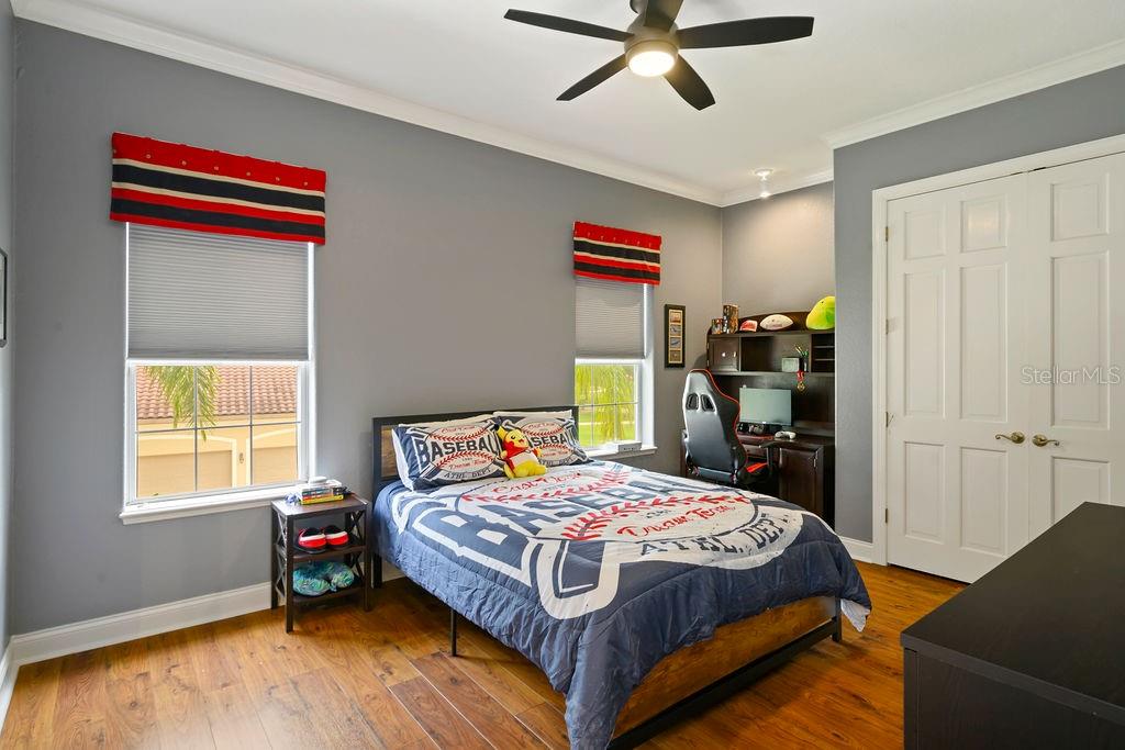 Listing photo id 20 for 2357 Alaqua Drive