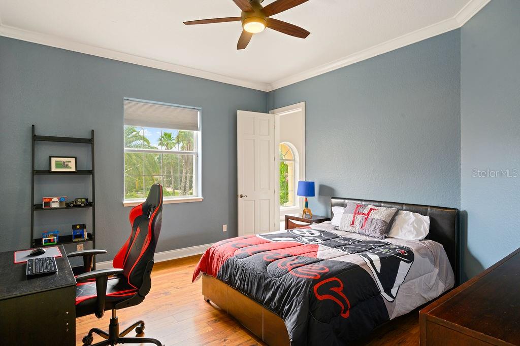 Listing photo id 22 for 2357 Alaqua Drive