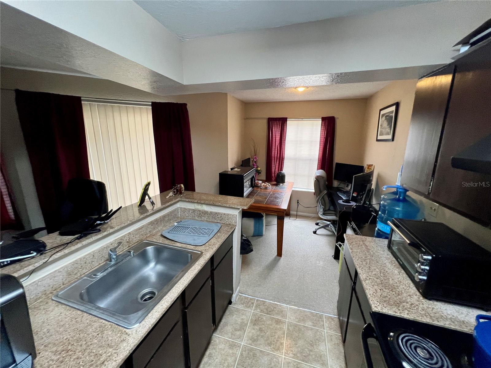 Image 5 of 24 For 11568 Westwood Boulevard 1015