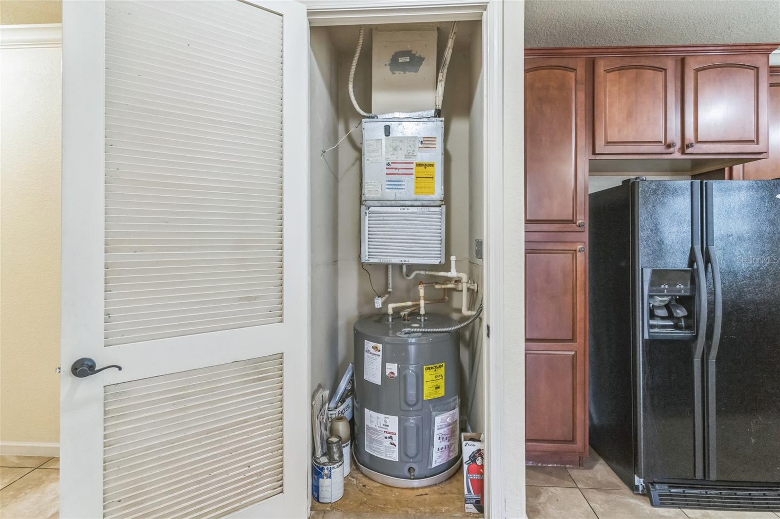 Image 12 of 30 For 909 Charo Parkway 1011