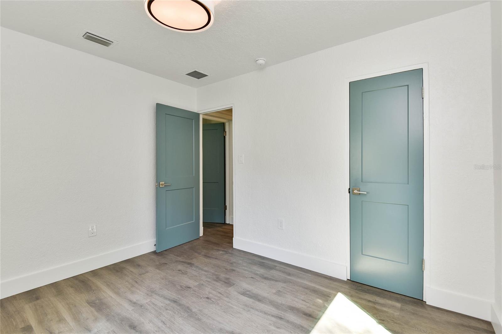 Image 13 of 32 For 648 Swoope Avenue