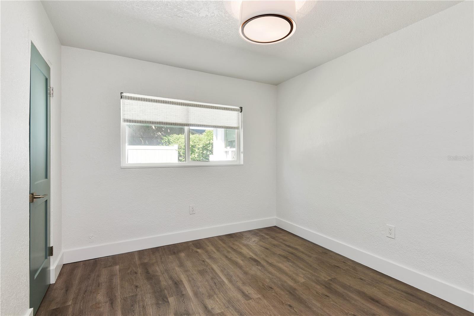 Image 21 of 32 For 648 Swoope Avenue