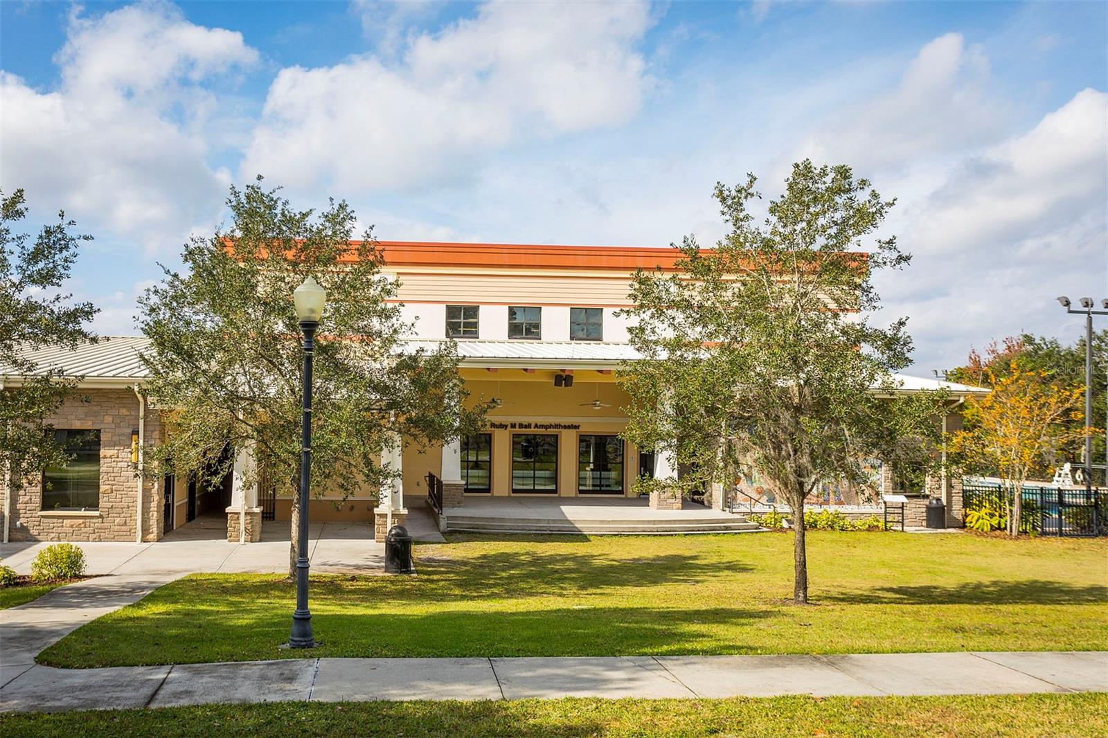 Image 31 of 32 For 648 Swoope Avenue