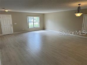 Image 6 of 17 For 759 Clifton Hills Street