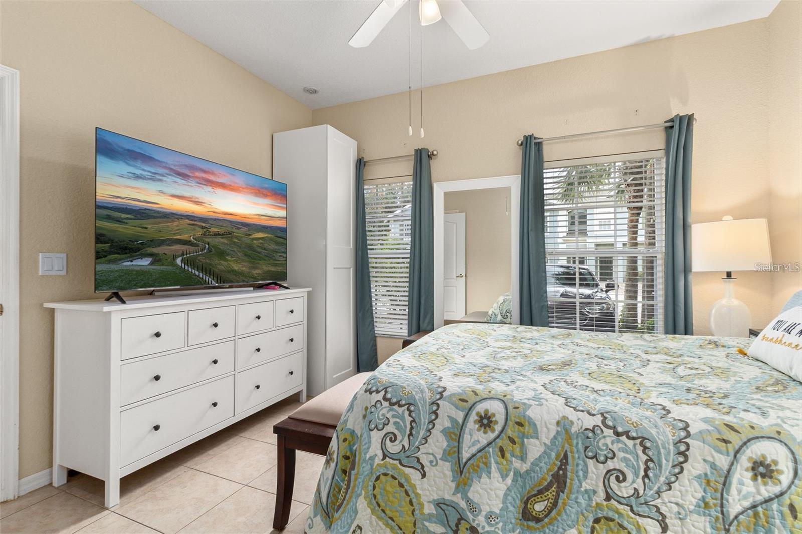 Image 21 of 49 For 2379 Caravelle Circle