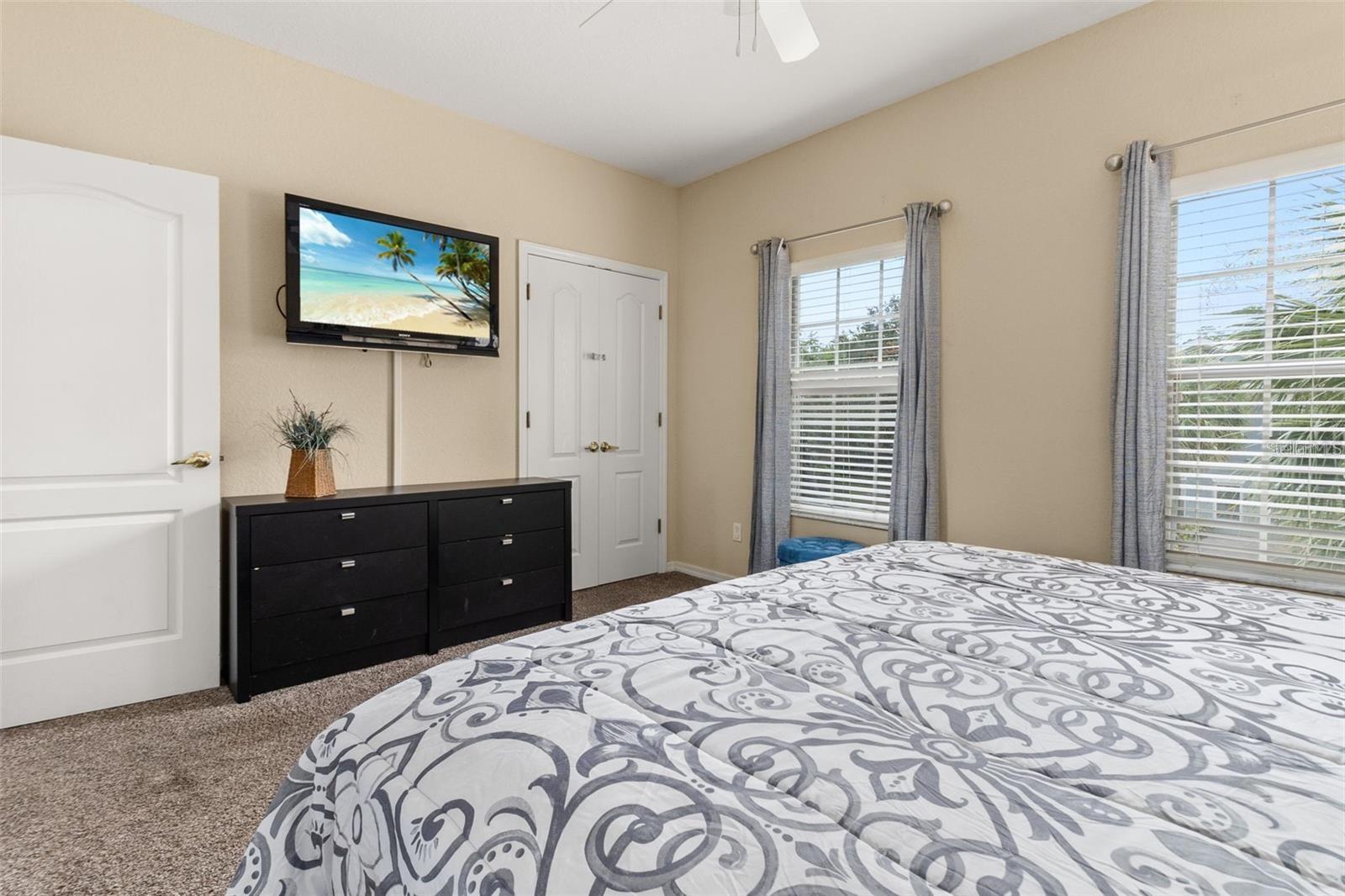 Image 27 of 49 For 2379 Caravelle Circle