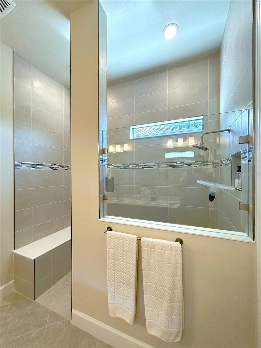 Image 26 of 39 For 410 Vallarta Drive