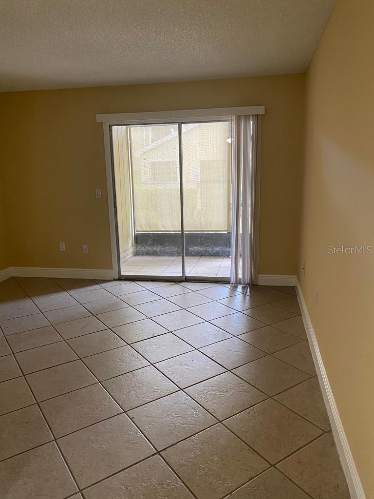 Image 10 of 11 For 958 Lake Destiny Road D