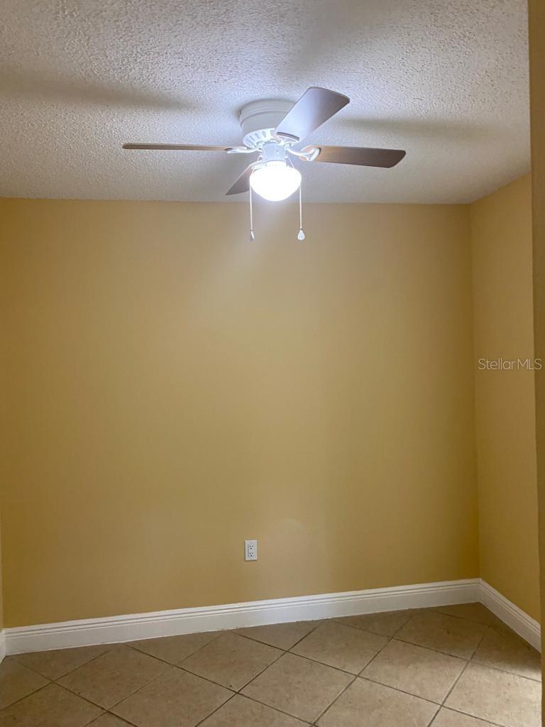 Image 4 of 11 For 958 Lake Destiny Road D