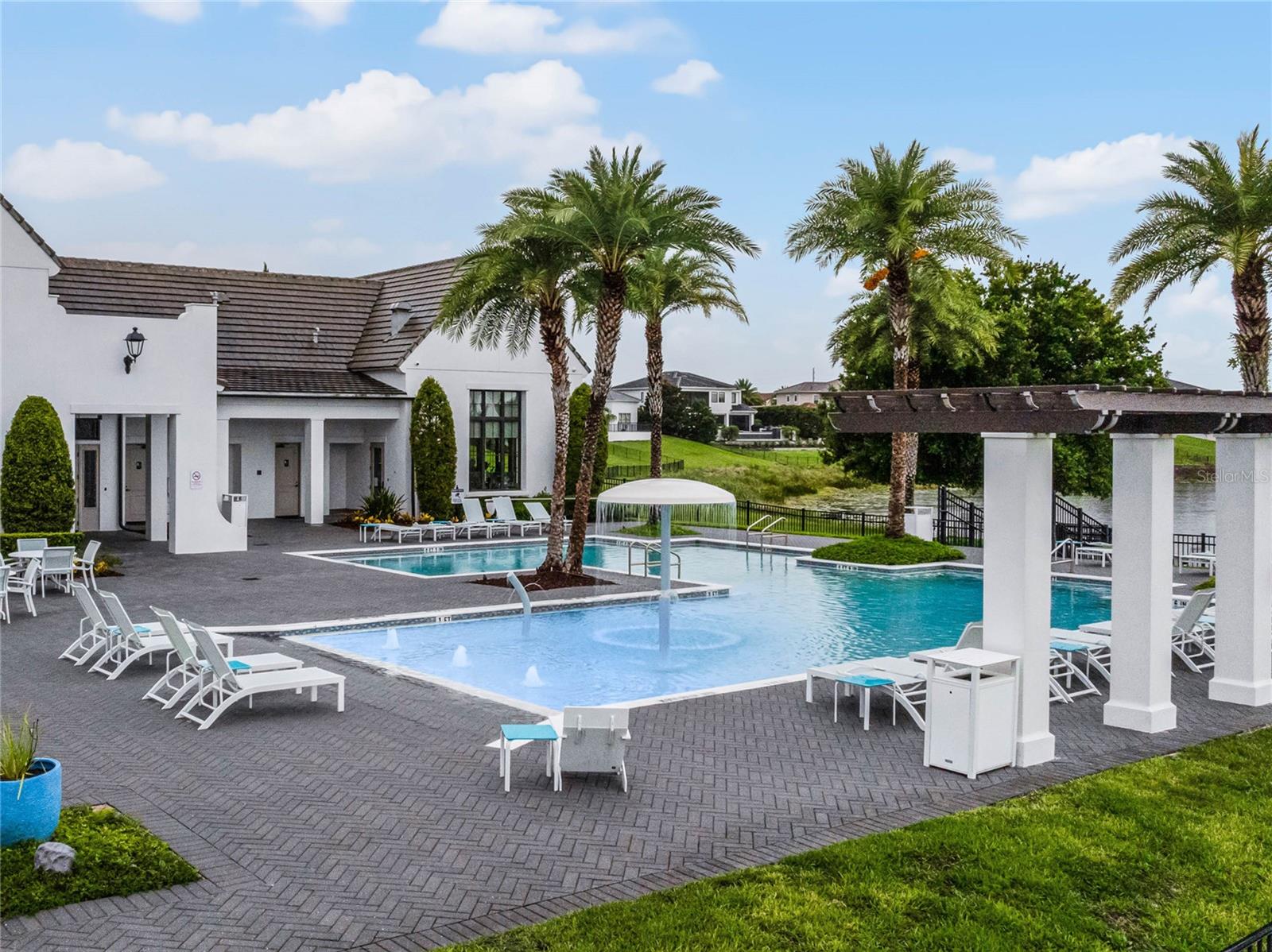 Image 39 of 44 For 8818 Bismarck Palm Drive