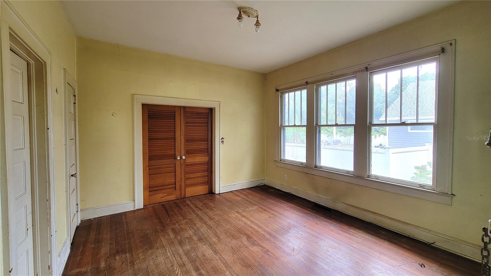 Image 17 of 19 For 206 Highland Avenue