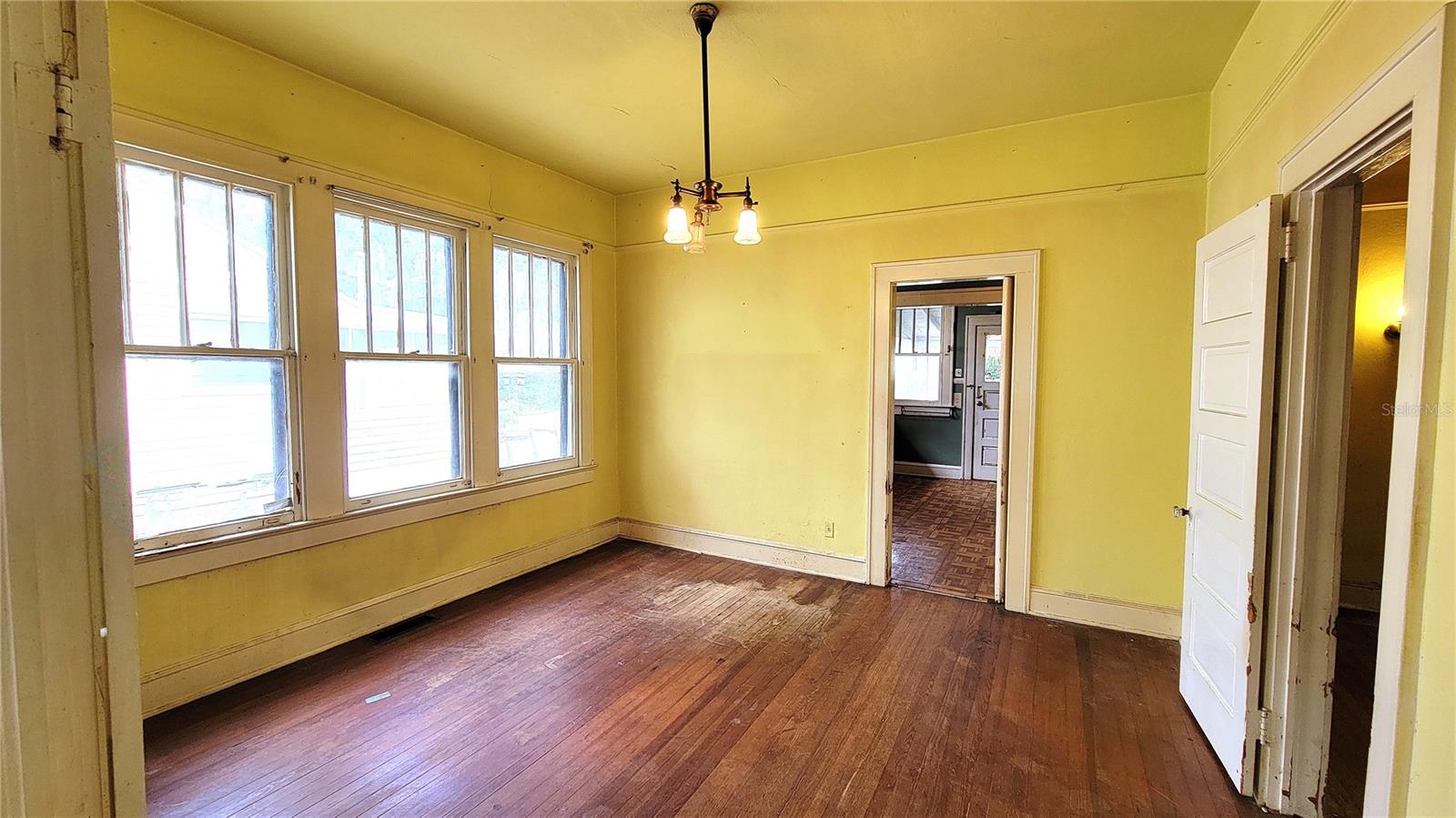 Image 7 of 19 For 206 Highland Avenue