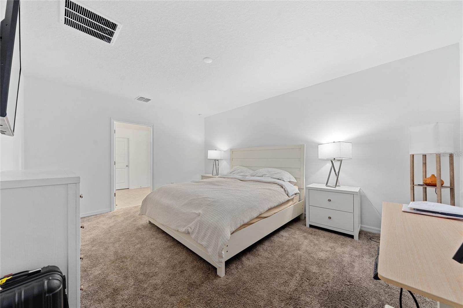 Image 16 of 19 For 3977 Willowbrook Drive