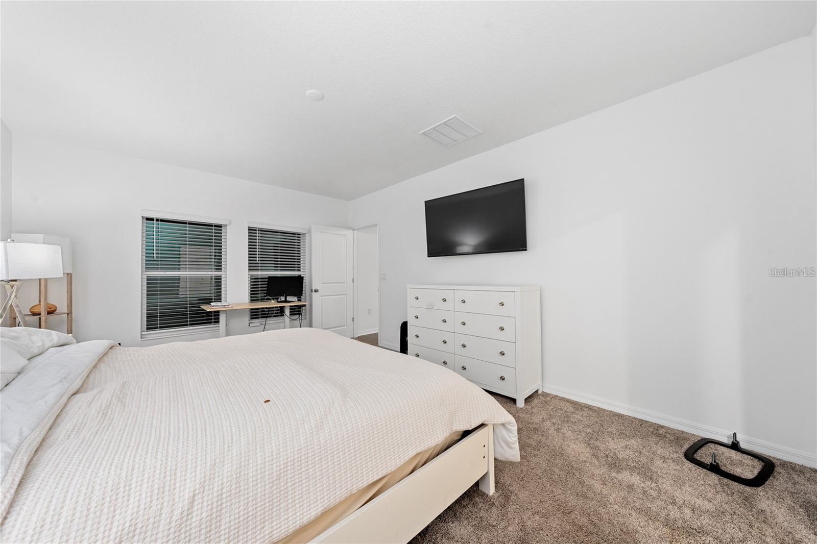 Image 17 of 19 For 3977 Willowbrook Drive