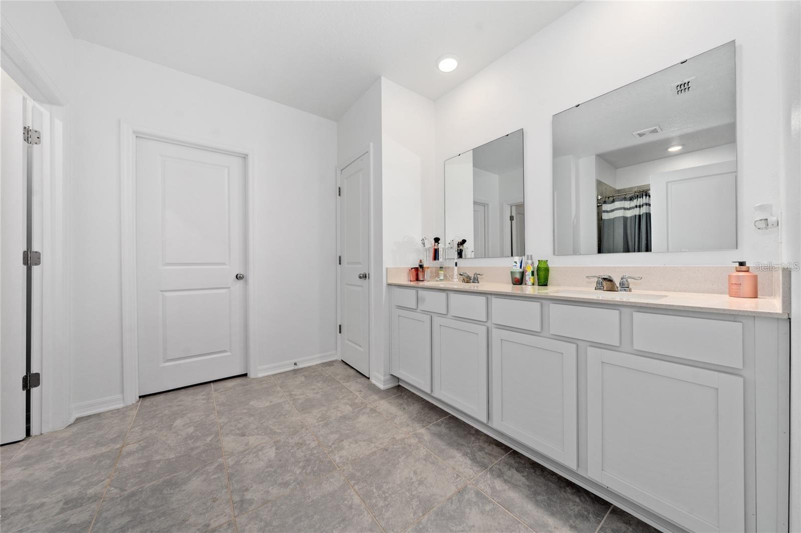 Image 19 of 19 For 3977 Willowbrook Drive