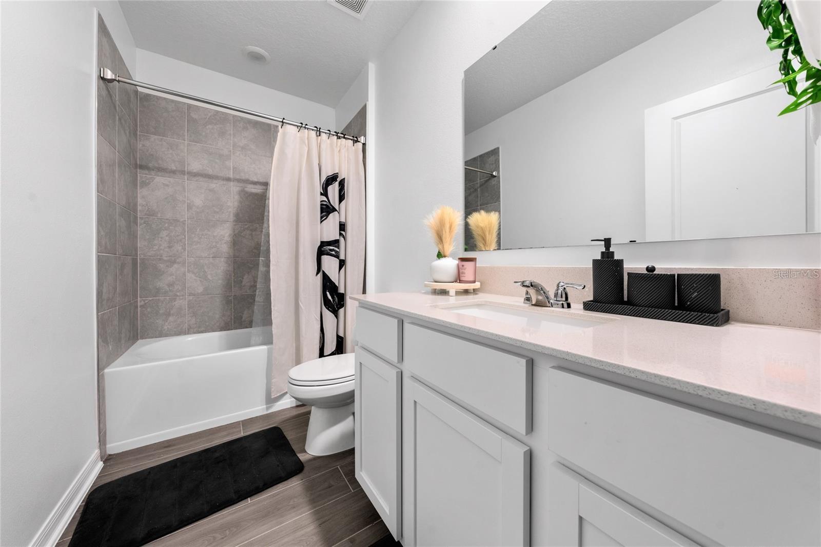 Image 9 of 19 For 3977 Willowbrook Drive