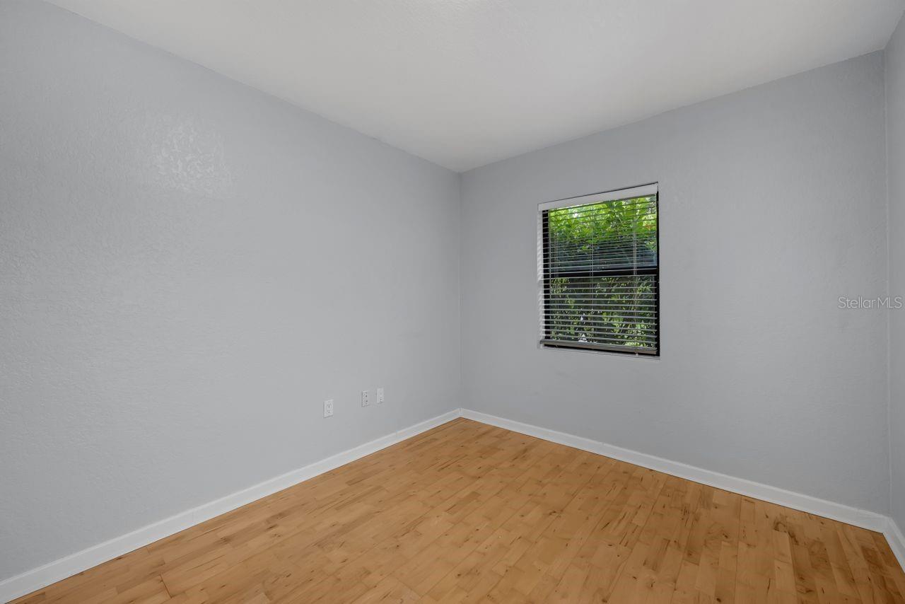 Image 9 of 41 For 1021 Forest Avenue