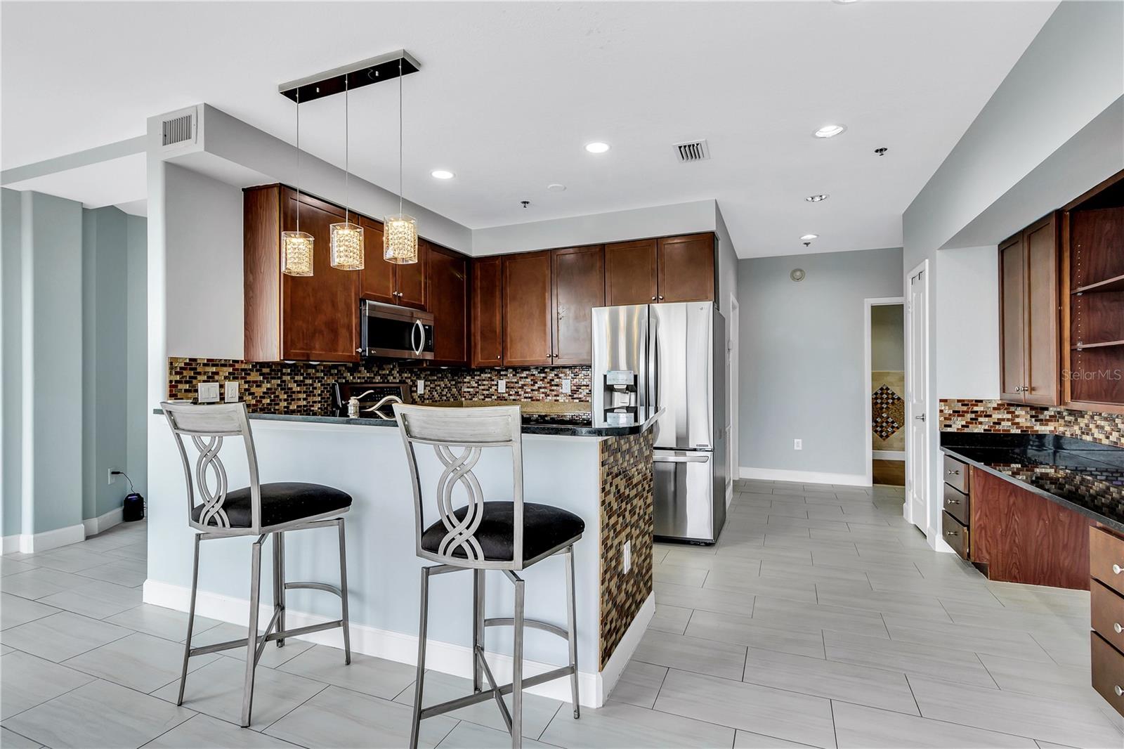 Image 11 of 33 For 151 Washington Street 5b