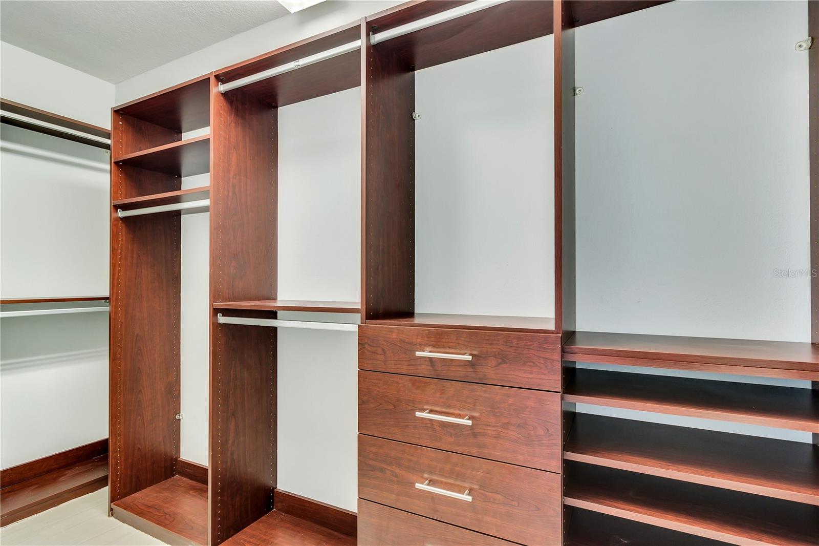 Image 21 of 33 For 151 Washington Street 5b