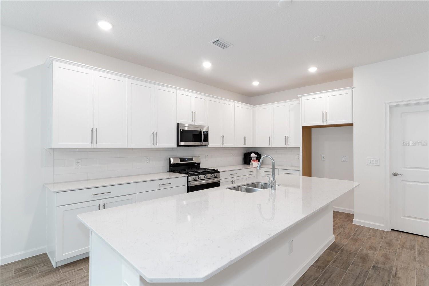Image 3 of 4 For 2261 Sirena Lane