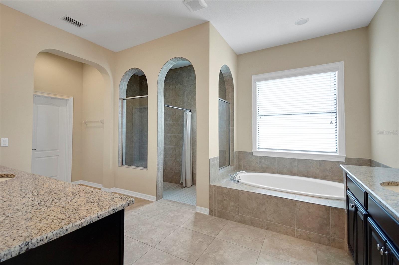 Image 22 of 41 For 4265 Foxhound Drive