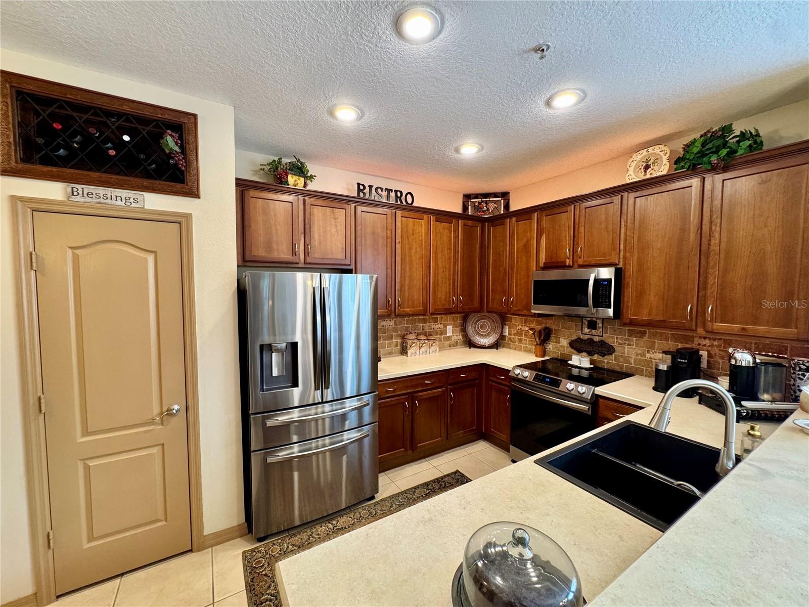 Image 9 of 43 For 10350 Lake District Lane S