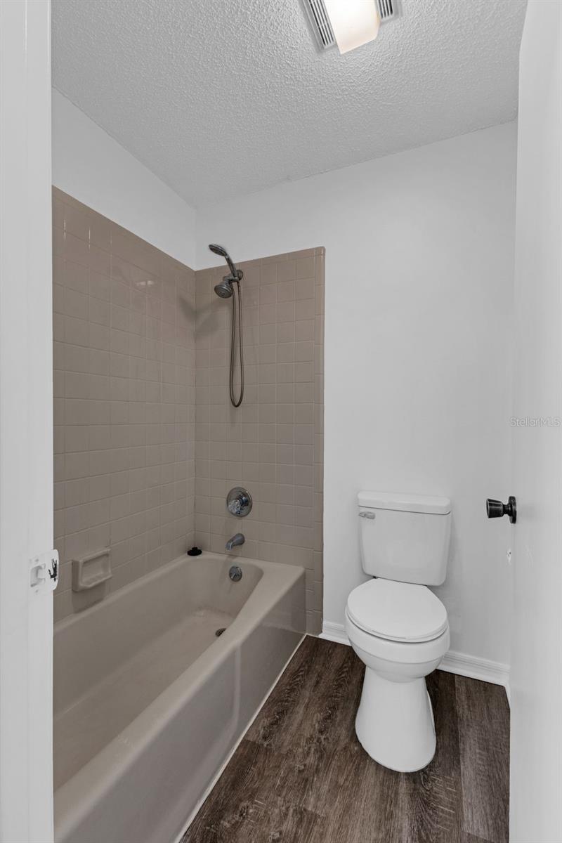 Image 12 of 20 For 101 Grand Plaza Drive A40