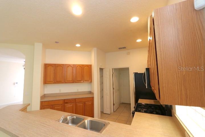 Image 6 of 33 For 1035 Lascala Drive