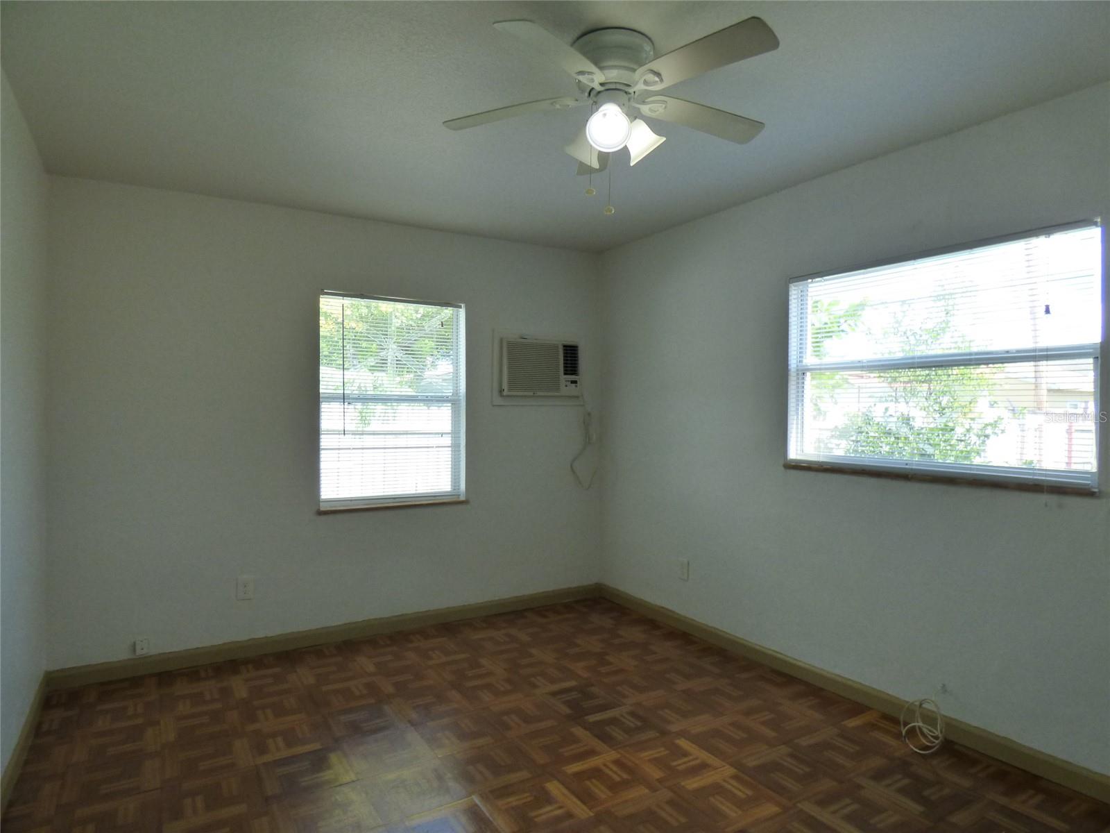 Image 6 of 10 For 731 Herman Avenue