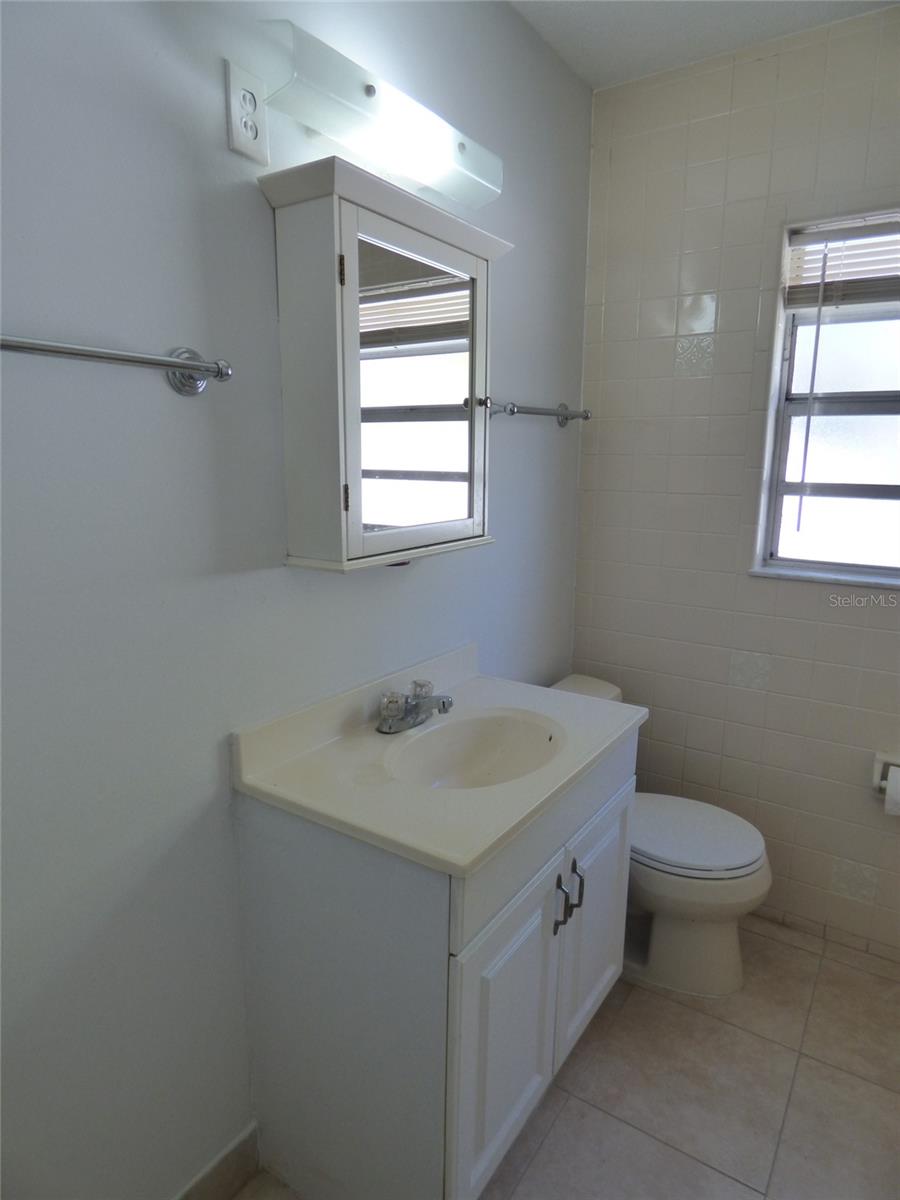 Image 8 of 10 For 731 Herman Avenue