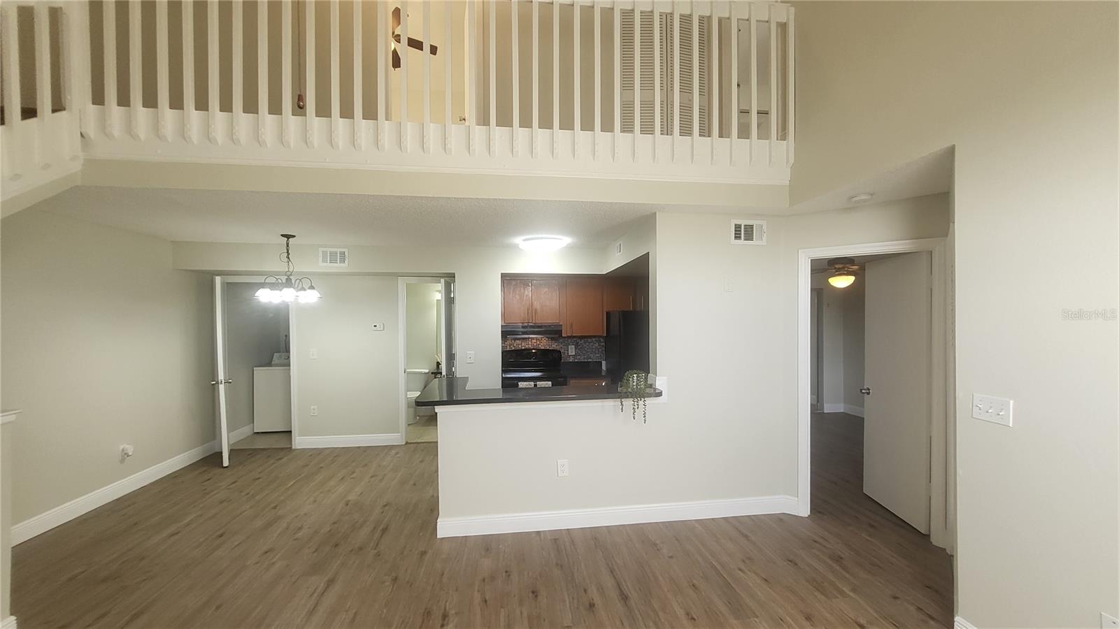 Image 12 of 46 For 445 Fountainhead Circle 262