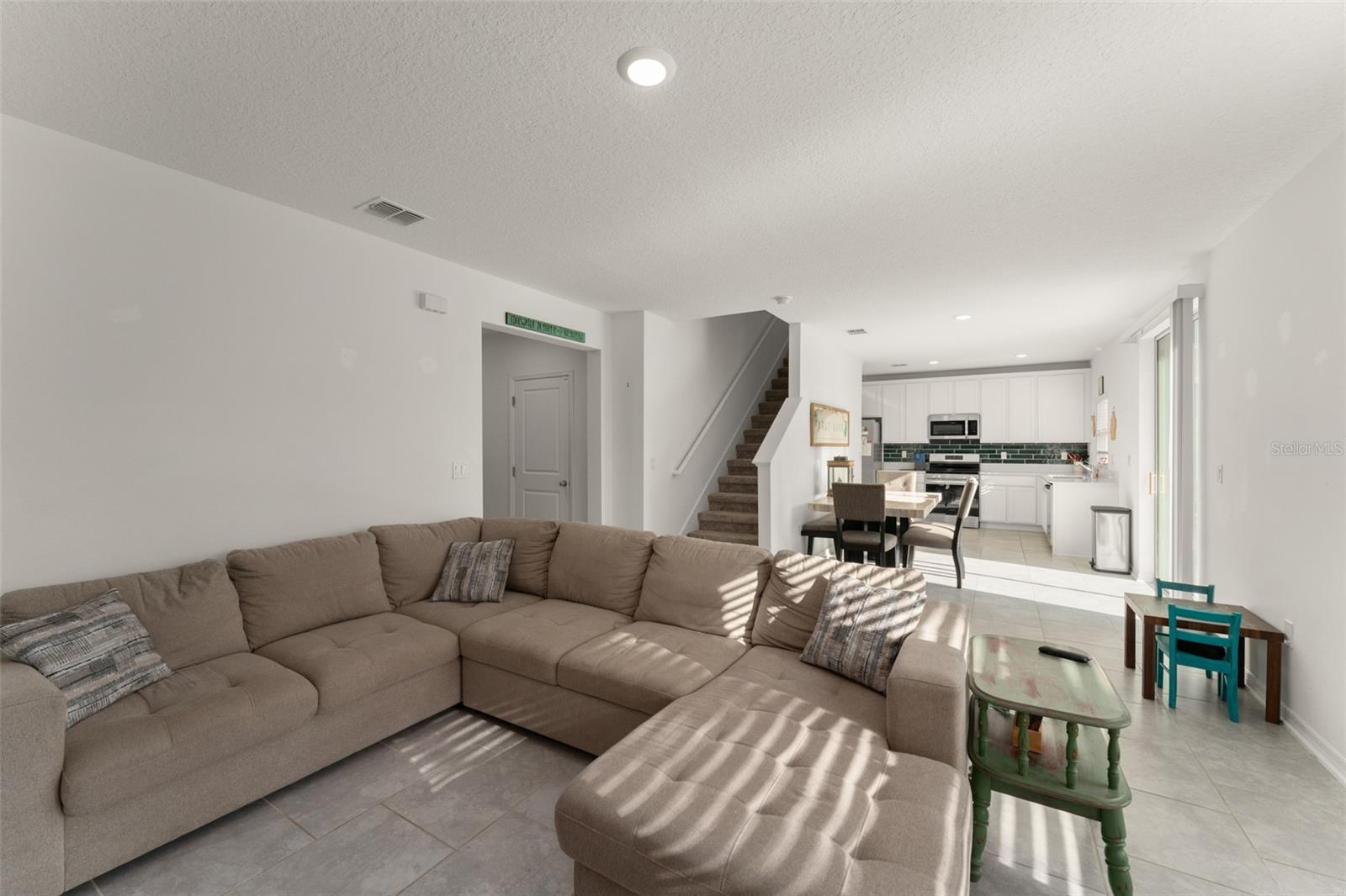 Image 12 of 39 For 3941 Willowbrook Drive