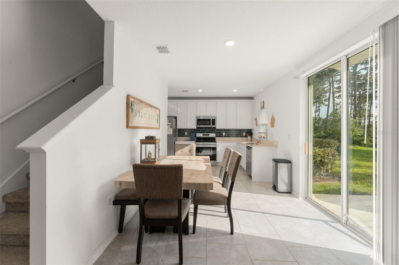 Image 14 of 39 For 3941 Willowbrook Drive