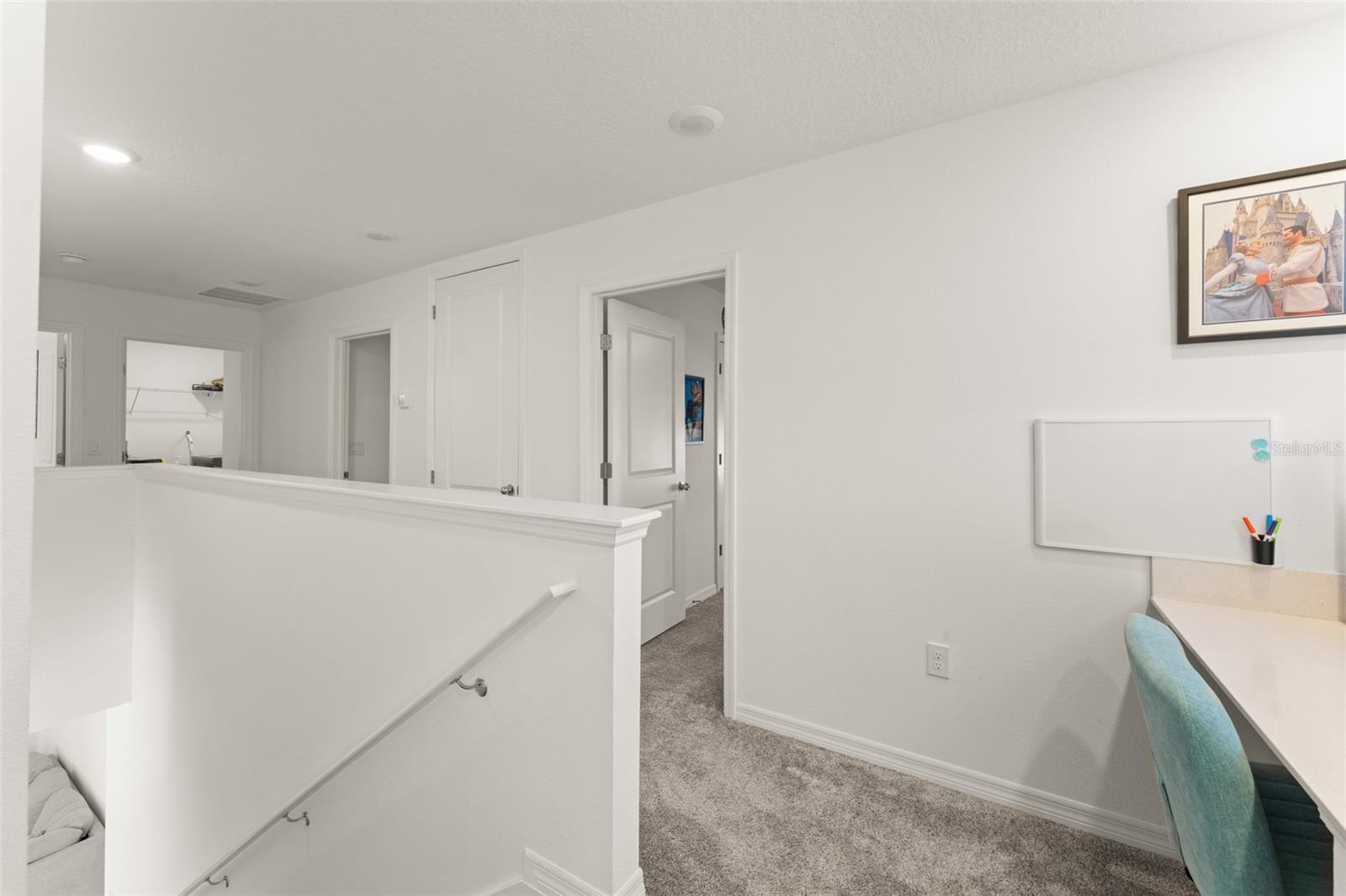 Image 20 of 39 For 3941 Willowbrook Drive