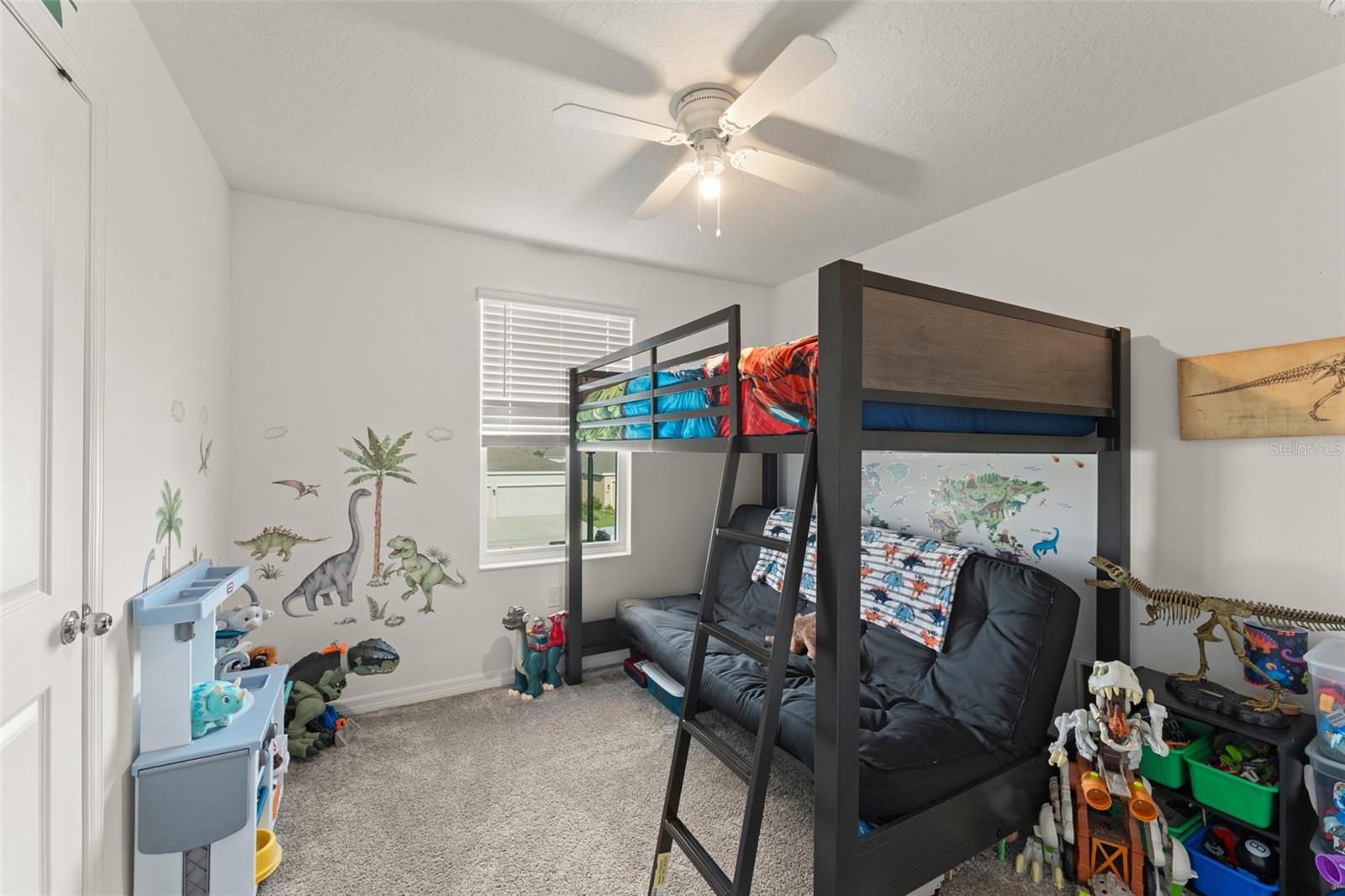Image 22 of 39 For 3941 Willowbrook Drive