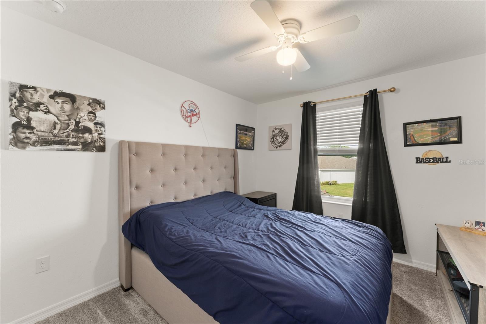 Image 26 of 39 For 3941 Willowbrook Drive