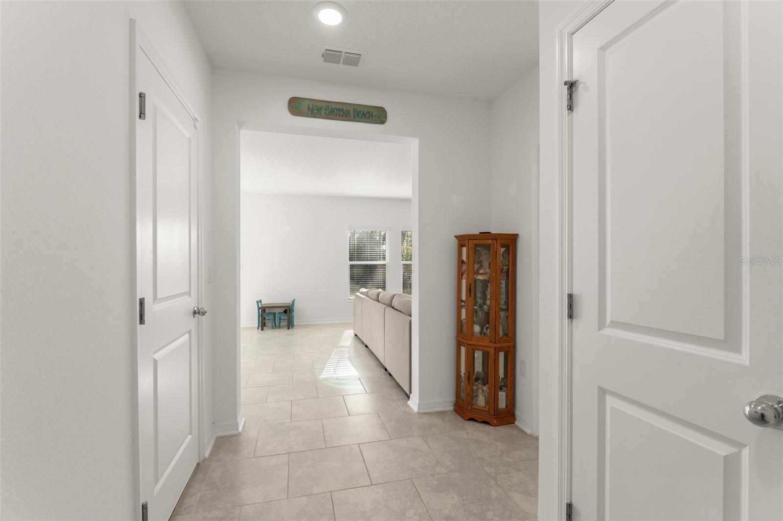 Image 8 of 39 For 3941 Willowbrook Drive