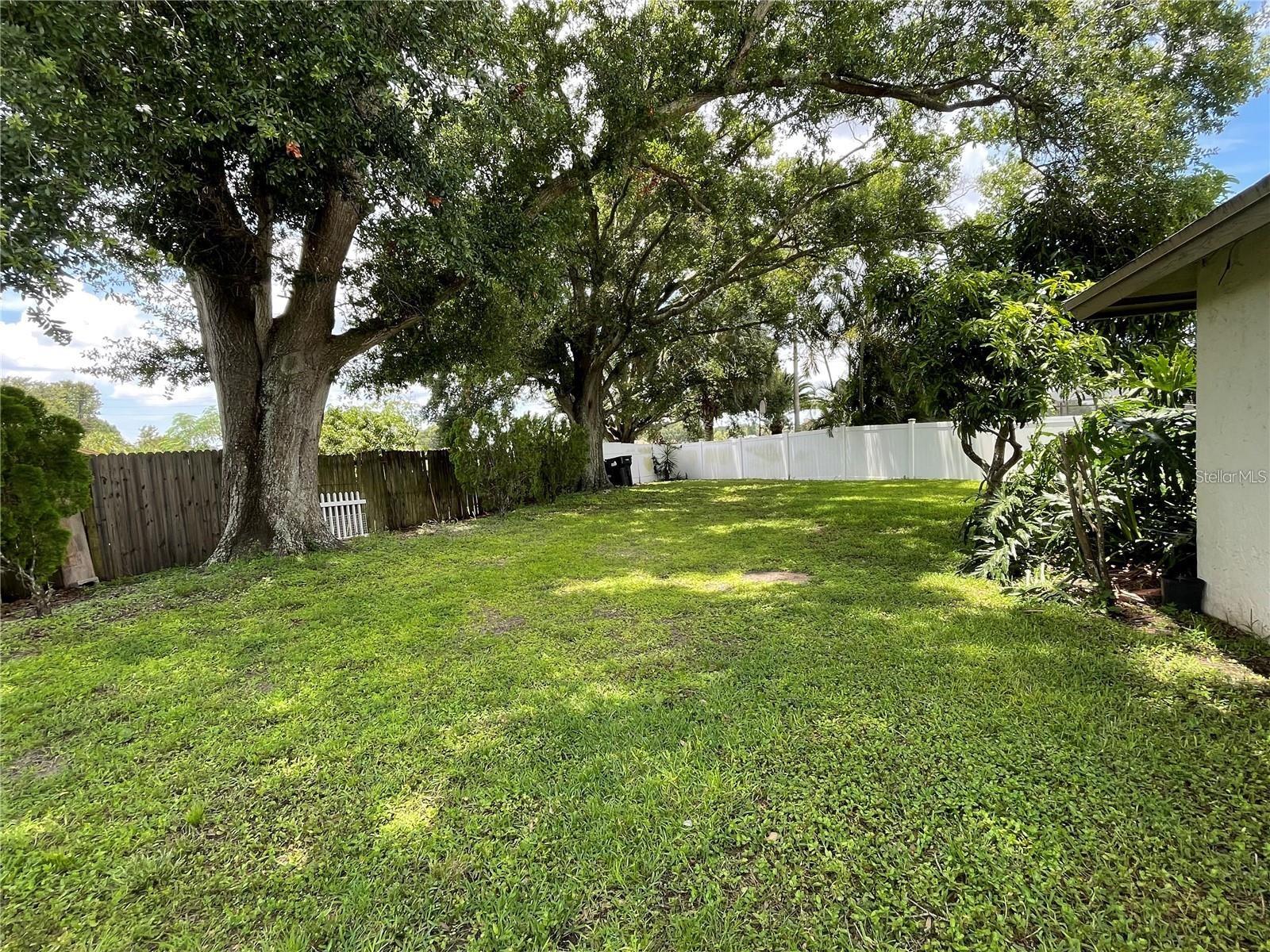 Image 19 of 22 For 12116 Medan Court