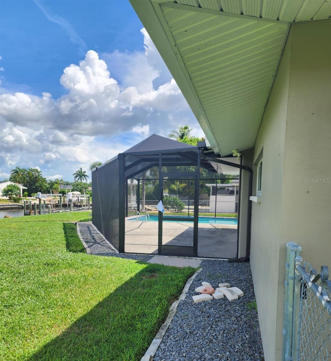 Image 15 of 18 For 5325 Cocoa Court